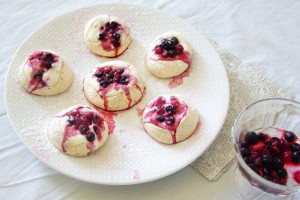 Mini Pavlovas aux Fruits Rouges